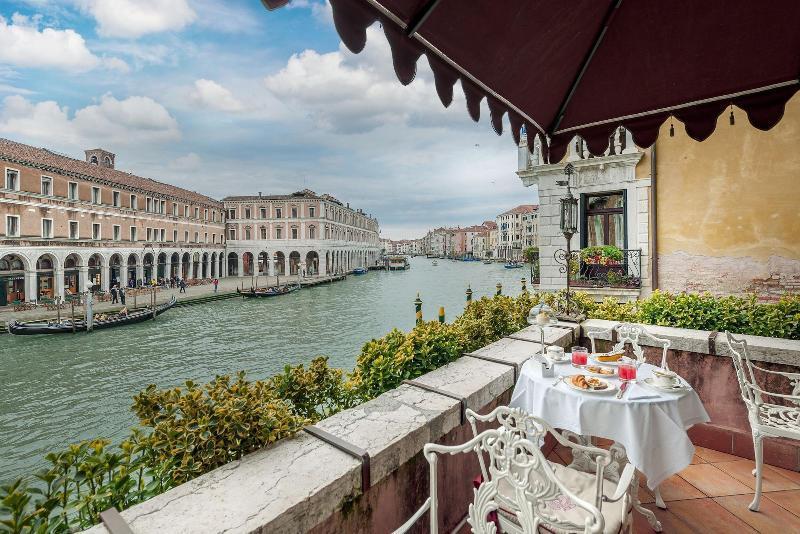 Al Ponte Antico Hotell Venedig Exteriör bild