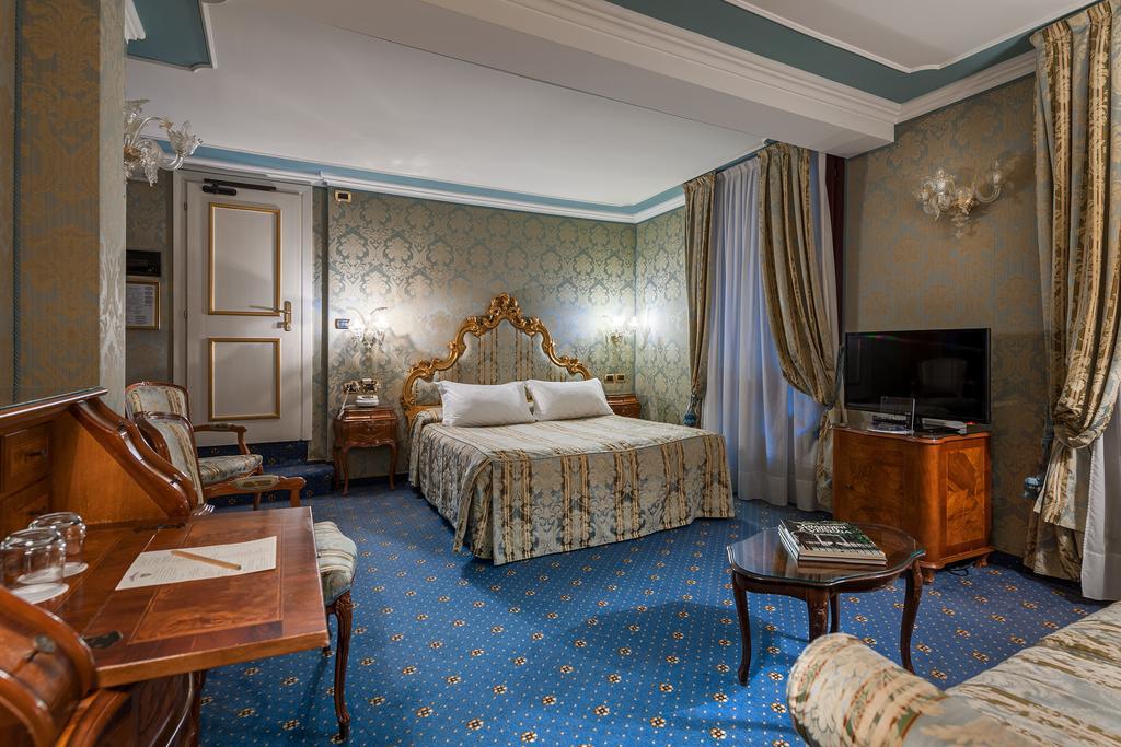 Al Ponte Antico Hotell Venedig Exteriör bild