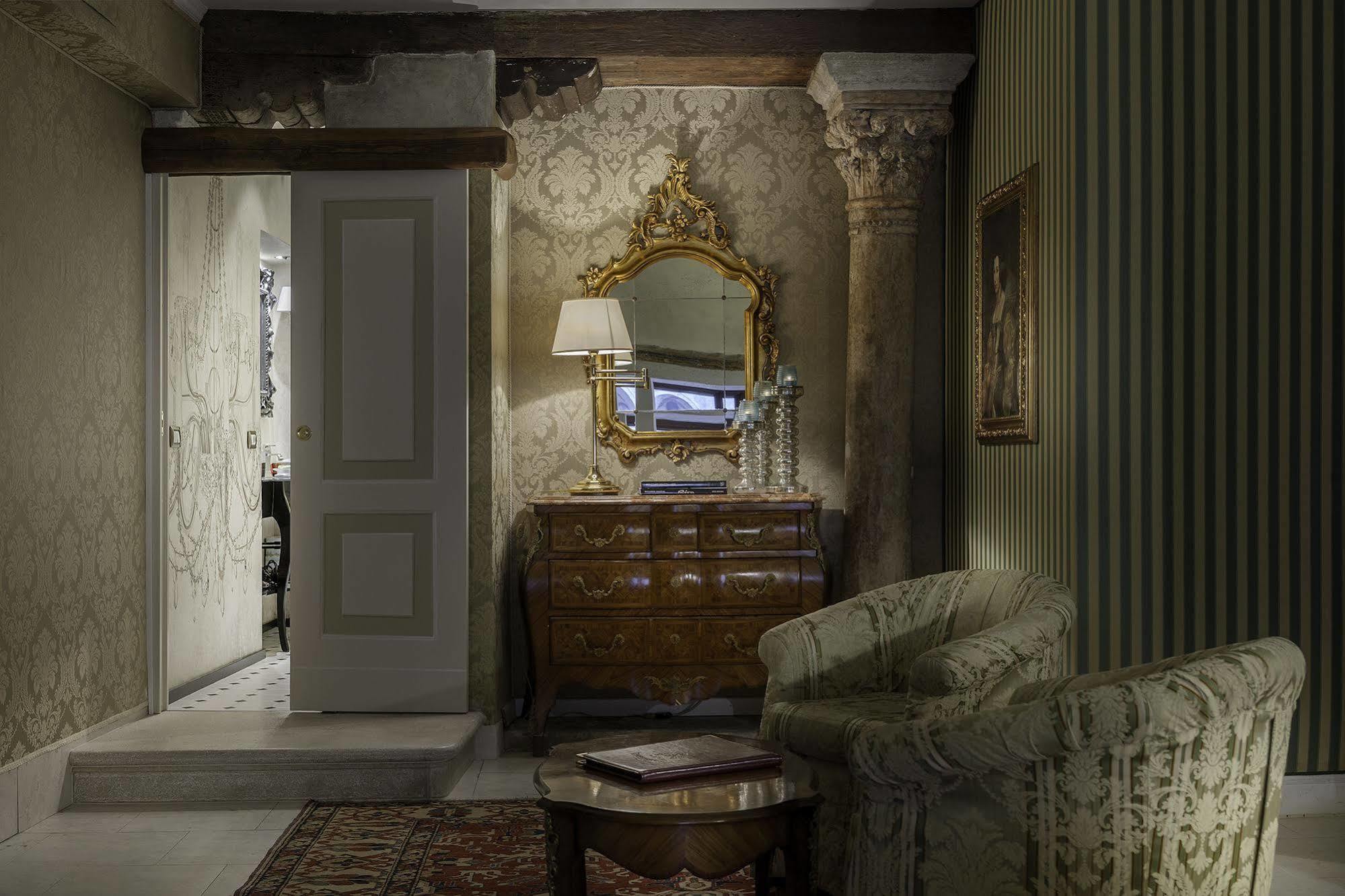 Al Ponte Antico Hotell Venedig Exteriör bild