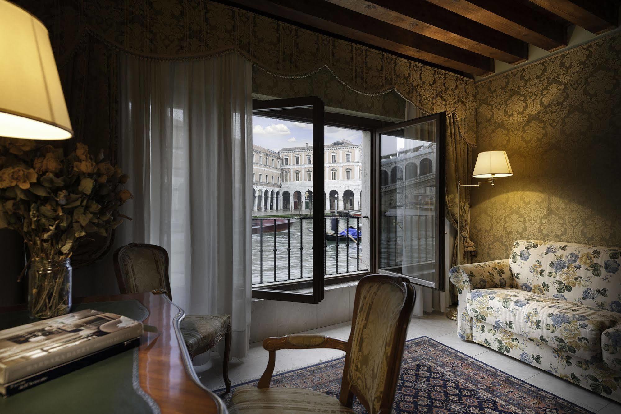 Al Ponte Antico Hotell Venedig Exteriör bild